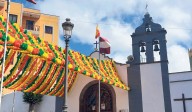 25.000 flores para honrar al Cristo en Icod de los Vinos