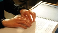 Jaén apuesta por la educación inclusiva con braille y tecnología
