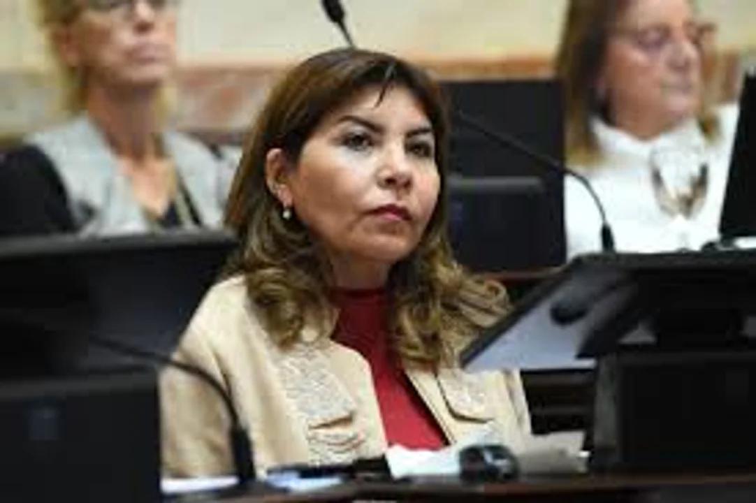 Senadora peronista, sobre Milei: «No creo que llegue al 26 de octubre»