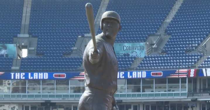 Cleveland sports fans savor Victory Monday following Browns' win and Guardians chasing MLB history