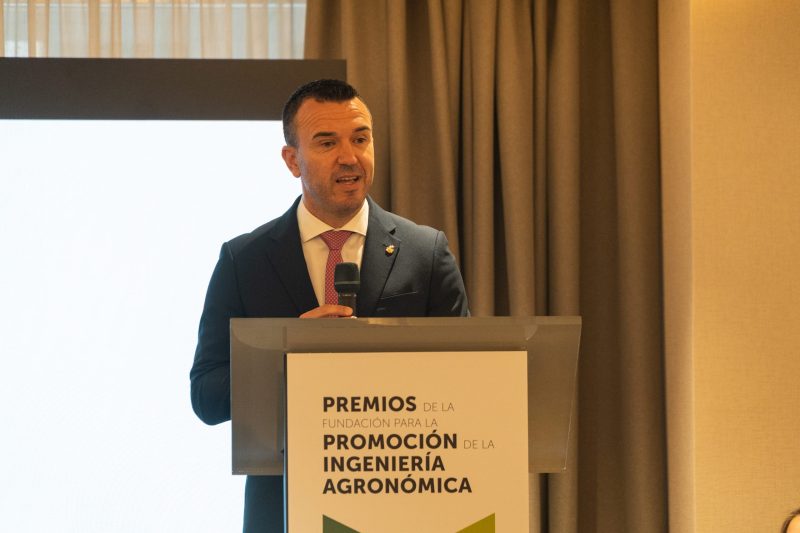 Mompó reivindica el papel de los ingenieros agrónomos en la sostenibilidad y la prevención de catástrofes