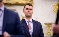 Partidario del derecho a portar armas: quién era Charlie Kirk, joven aliado de Trump que murió baleado