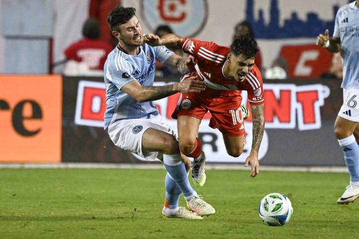 Deadspin | NYCFC dent Fire's playoff hopes with 3-1 victory
