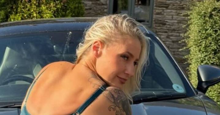 Ebanie Bridges 'shows off car knowledge' as boxing star shares 'favourite sides'