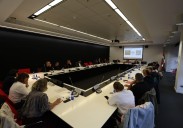 Euskadi refuerza su estrategia contra los aranceles de Trump con medidas específicas para vino, queso y sidra