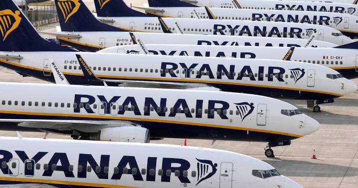 Ryanair axes one million seats to Spain as leaving UK gets harder for Brits