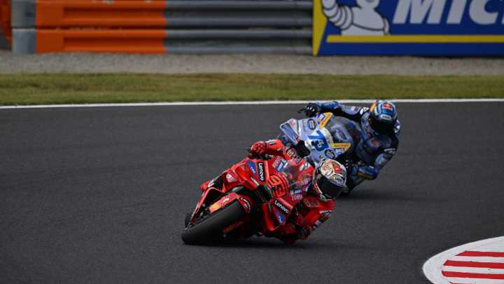 Marc Márquez sufre pero pasa y Álex irá a la repesca