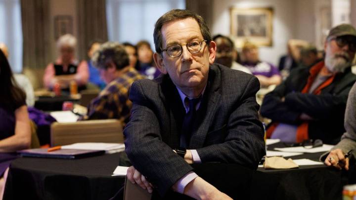 Northwestern president resigns amid funding freeze