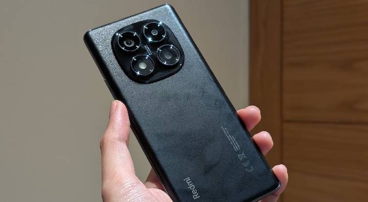 Precio bajo, batería 5500 mAh y procesador gamer: este Xiaomi tiene 512GB de memoria, 120 Hz de pantalla y carga rápida