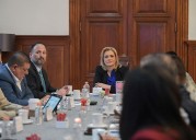 Gobernadora de Chihuahua acuerda con Mesa de Seguridad la instalación de nuevas bases de operaciones en la entidad