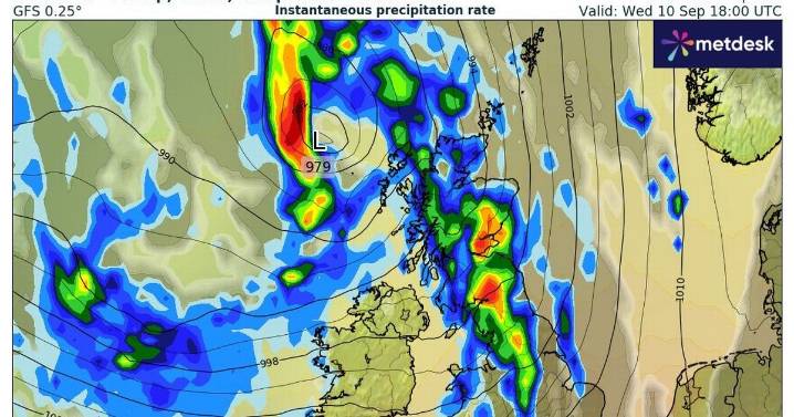 Forecasters predict exact date sunny spell will end as Brits brace for deluge
