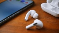 Llevas usando mal tus AirPods desde el primer día (y tiene solución)