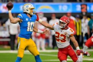 What Happened to Drue Tranquill? Chiefs LB Injured vs Chargers Explore what happened to Drue Tranquill as Chiefs LB goes down vs Chargers, raising fresh injury concerns for the City of Fountains. Prit