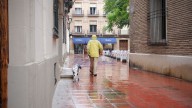 El viernes arranca con tormentas fuertes en Tarragona y Castellón mientras el Levante soplará con rachas muy intensas en el Estrecho