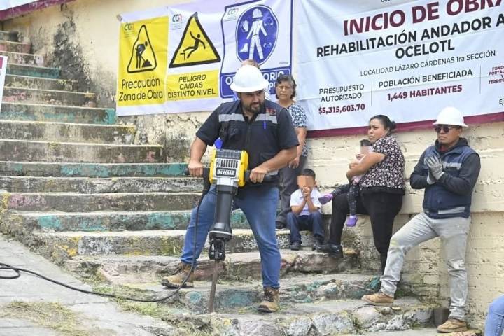 Avanza rehabilitación de andadores en Tlalnepantla