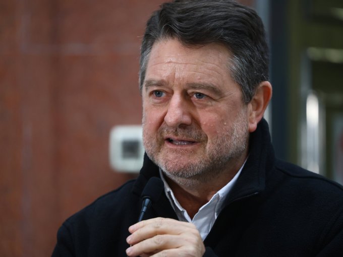 Suspenden tramitación del desafuero del gobernador Orrego mientras se discute el traslado del caso a Santiago
