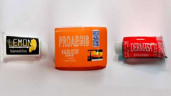 Sanidade retira tres cremas cosméticas do mercado por posibles riscos para a saúde