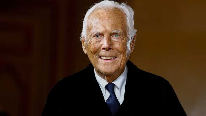 Fallece Giorgio Armani: el diseñador de moda italiano de Armani muere a los 91 años.