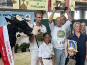 Cudaña arrasa en el Regional de frisonas y Arenetes Dallas, 'Gran Campeona 25'