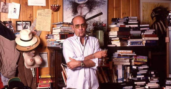 Hunter S. Thompson's Colorado death to be reviewed by state investigators 20 years after death was ruled suicide