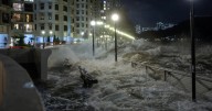 "Ragasa", el 'Rey de las tormentas': el supertifón más fuerte de 2025 arrasa con Hong Kong