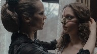 “La hermanastra fea” lleva al terror a la historia de Cenicienta