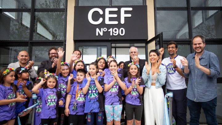 Inauguraron nuevo edificio de centro de educación física en Quilmes