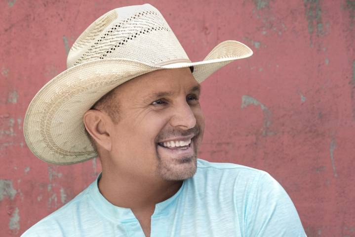 Garth Brooks Is Headlining Milwaukee’s Summerfest 2026 With Kickoff Concert