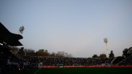 Tras la demora por un corte de luz, Gimnasia le gana a Atlético Tucumán