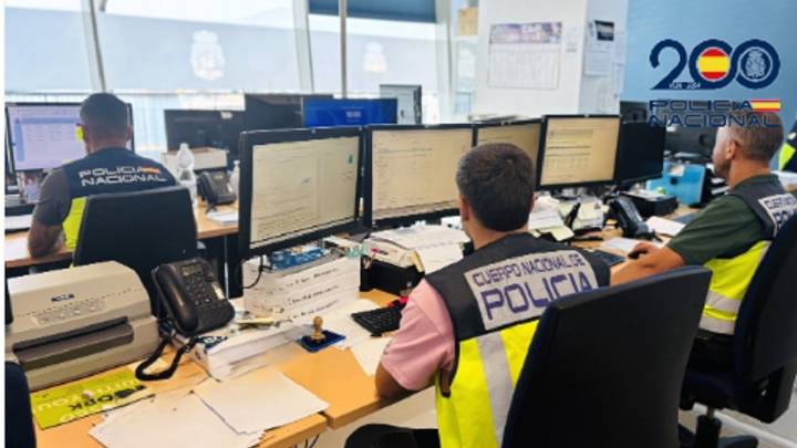 La Policía acaba con los proveedores de pateras: más de 560.000 euros por traer a 80 migrantes