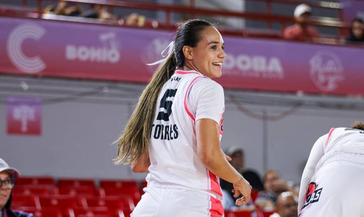 De la escuela al BSNF: Lyannis Torres combina su carrera como jugadora profesional con la enseñanza