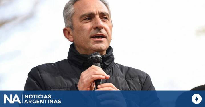 Larroque afirma que el Gobierno está en “una crisis muy profunda y no se observan señales de reacción”