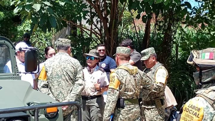 Autoridades atienden afectaciones por inundación en la colonia Mojoneras