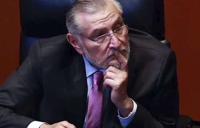 Piden investigar millonada de Adán Augusto