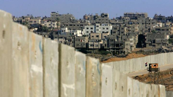 Cómo ayudó Israel a la Franja de Gaza antes del 7 de octubre de 2023