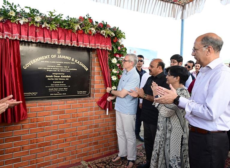 CM Omar Abdullah inaugurates, lays foundation stone of development projects worth ₹36 cr in Ganderbal