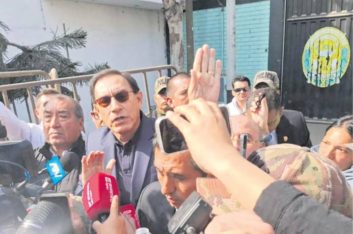Vizcarra salió a victimizarse para intentar voltear su situación penal