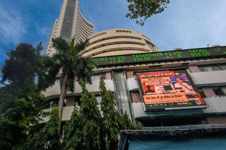 Microcap stock in focus after FII offloads 1 lakh shares worth ₹2.25 Cr in the company
