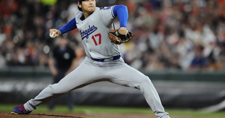 Ohtani tosses 3 2/3 shutout innings in surprise start for Dodgers after Glasnow scratched