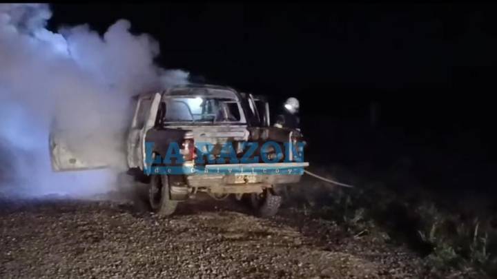 Incendio vehicular en la Ruta 5 a la altura de Suipacha