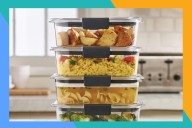 Rubbermaid Brilliance Food Storage Containers are 25% off