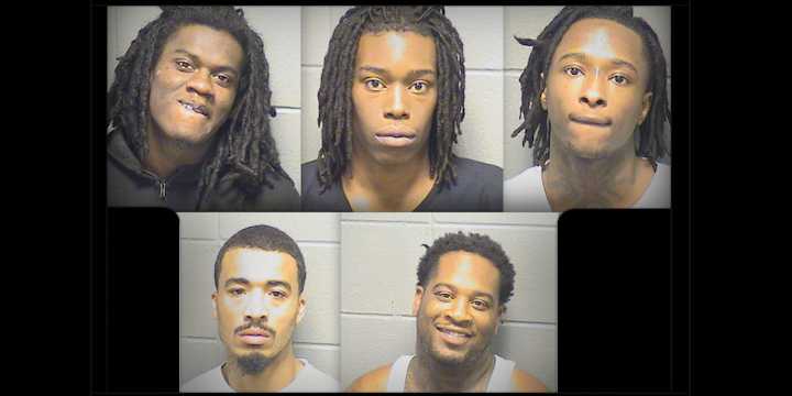 Crooks try getaway after daytime smash-and-grab heist of Rolex watches in downtown Chicago — but time runs out on them
