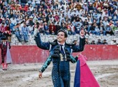 Reta 'El Chihuahua' por corrida en Carretas