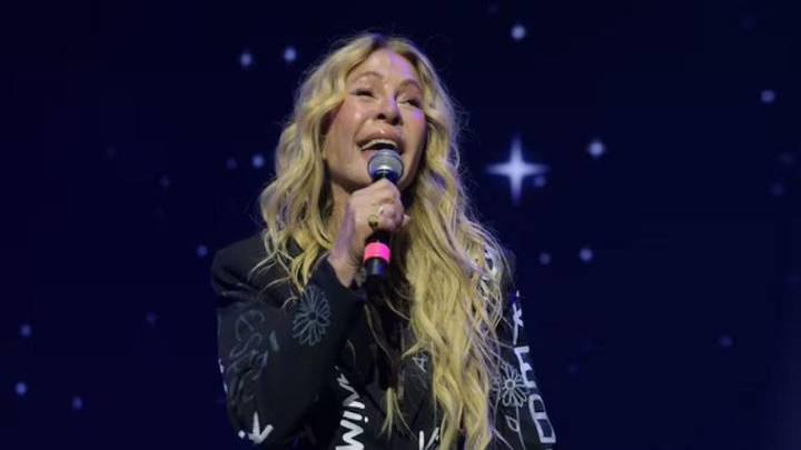 «Este año fue insólito»: Ante un estadio emocionado, Cris Morena contó como atravesó su duro momento personal