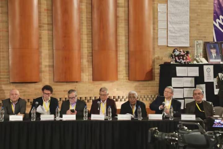 JEP emite primera sentencia contra excomandantes de las Farc por política de secuestros