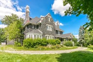 Laurentian University finds buyer for former art gallery, despite protests that it doesn’t have the right to sell