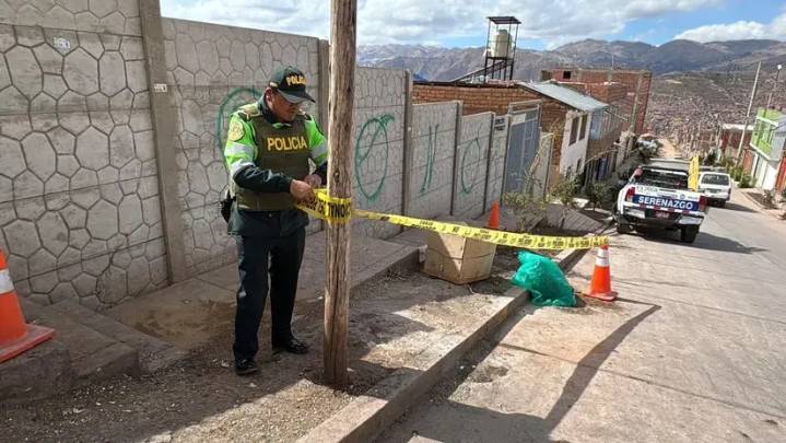 Hallan restos óseos en plena vía pública en Cusco: se trataría de una momia prehispánica [VIDEO]