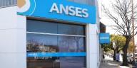 Cuándo cobro ANSES: el calendario de pagos para jubilados, beneficiarios de AUH y planes sociales en octubre 2025