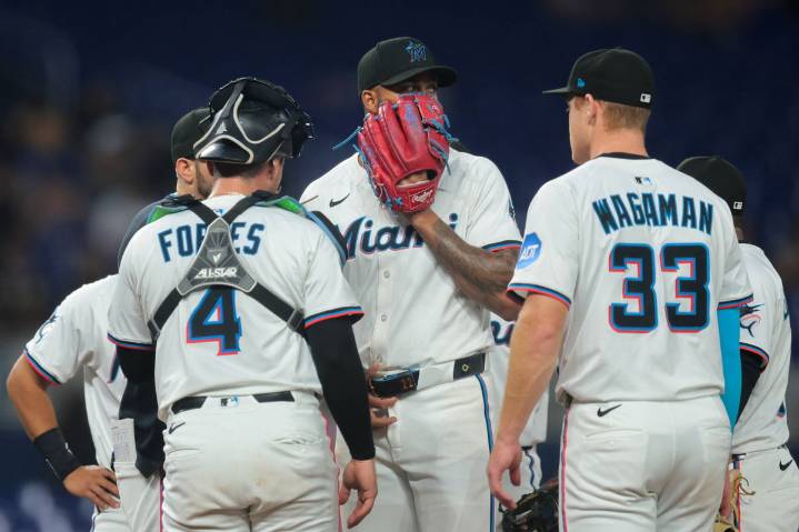 Marlins Slammed for $54M Gamble Aimed at Ending Mets’ Playoff Dreams
