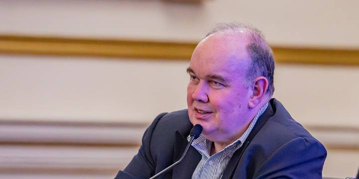 Archivan proceso contra Rafael López Aliaga por presunta infracción a la neutralidad: estos fueron los argumentos del JEE